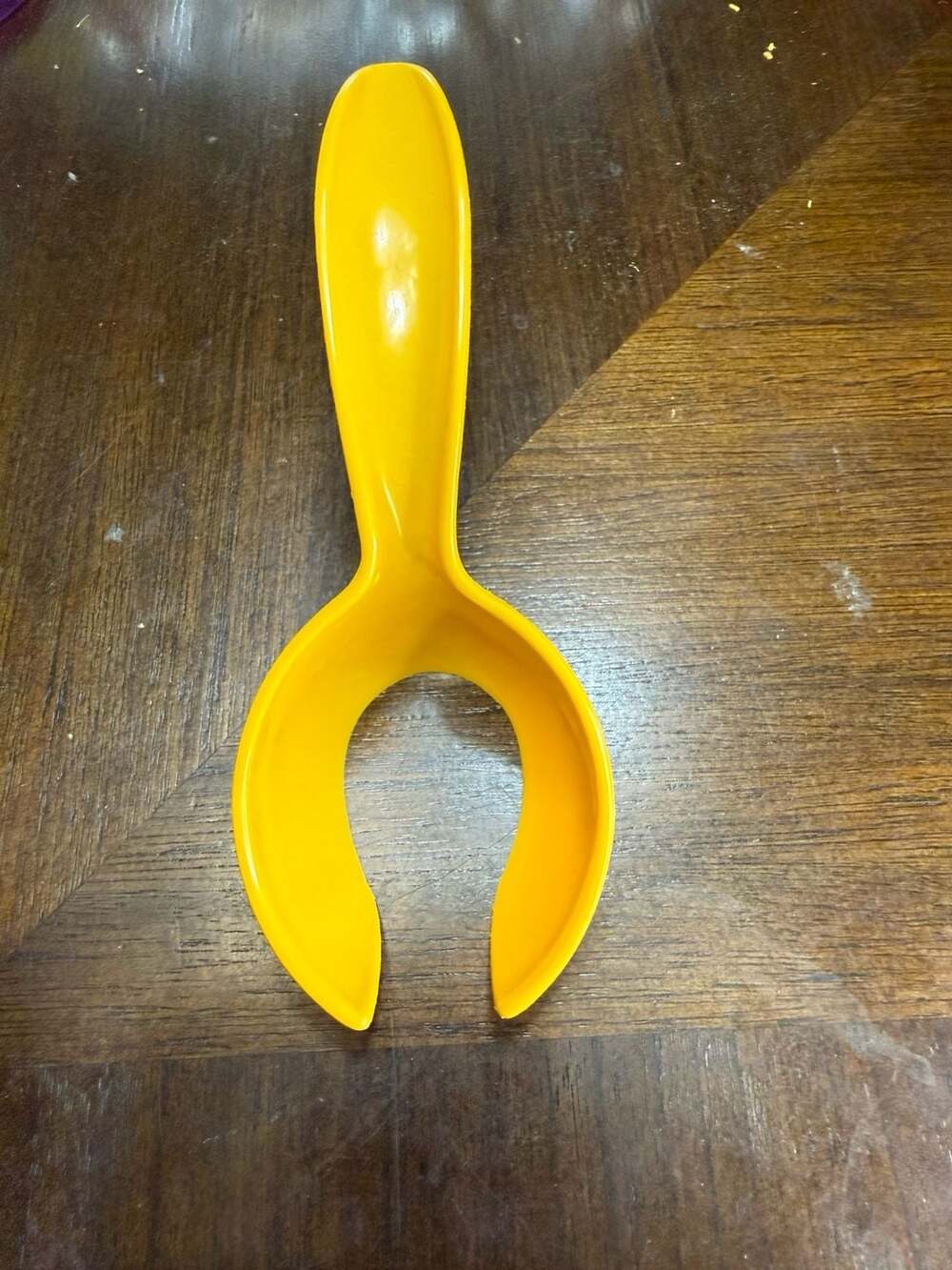 Tupperware Boiled Egg Lifter Scoop 1334 Yellow Vintage Kitchen Tool